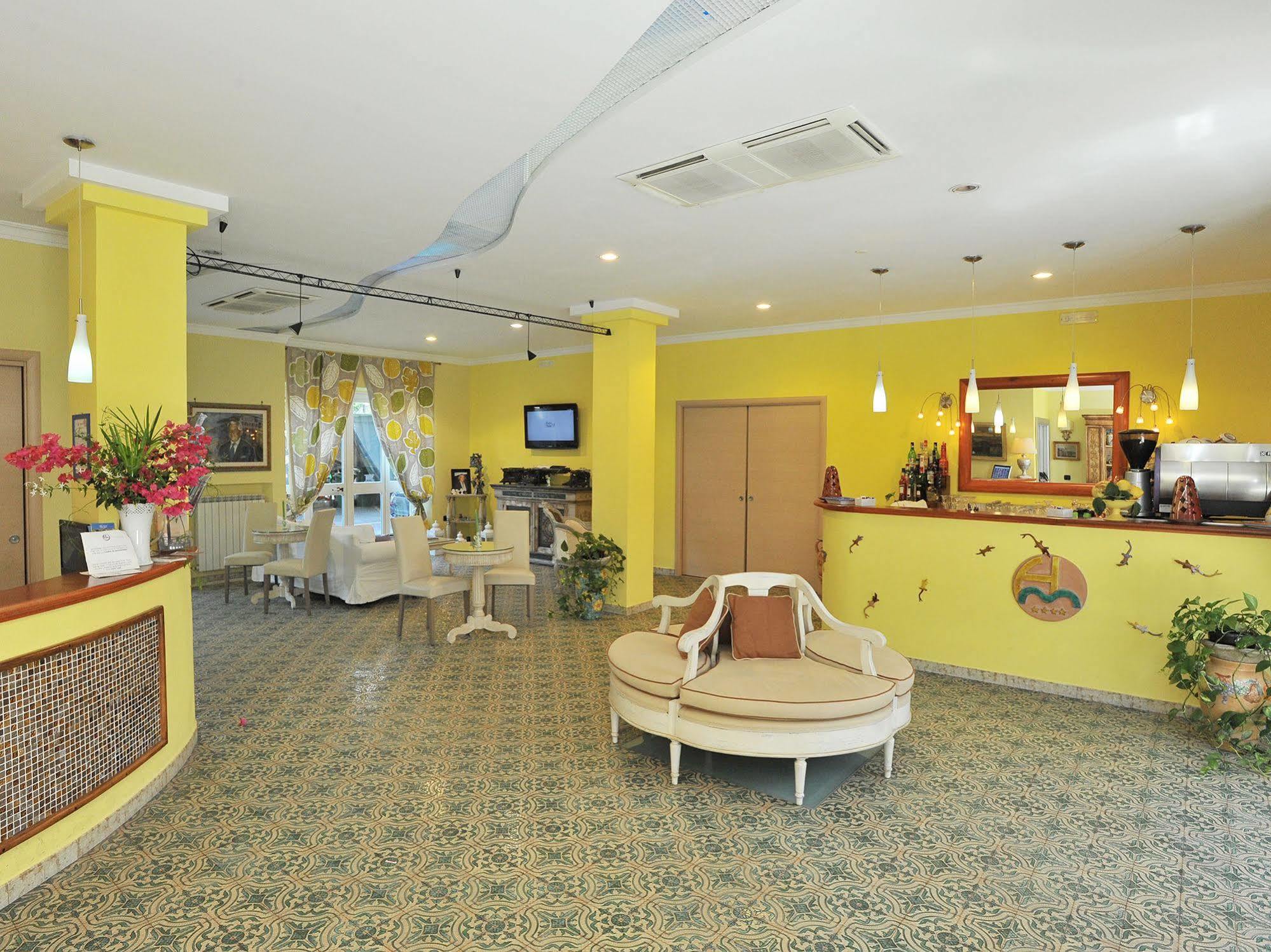 Hotel Miramare Maiori Εξωτερικό φωτογραφία